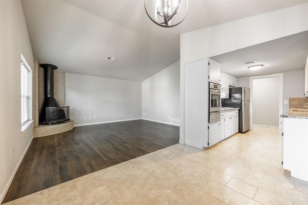 607 E 27th Street