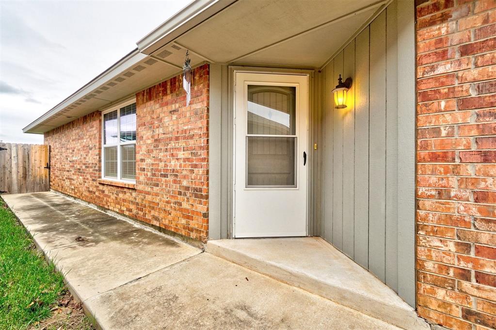 5602 Marblewood Drive