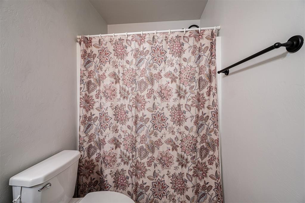 5602 Marblewood Drive