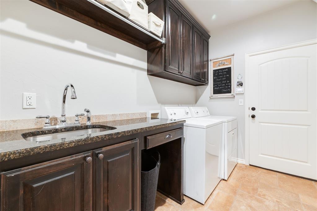 1408 Glenmere Court
