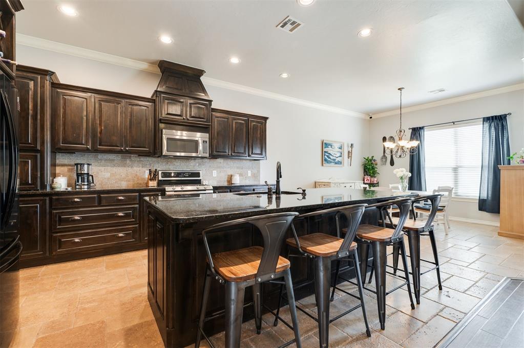 1408 Glenmere Court