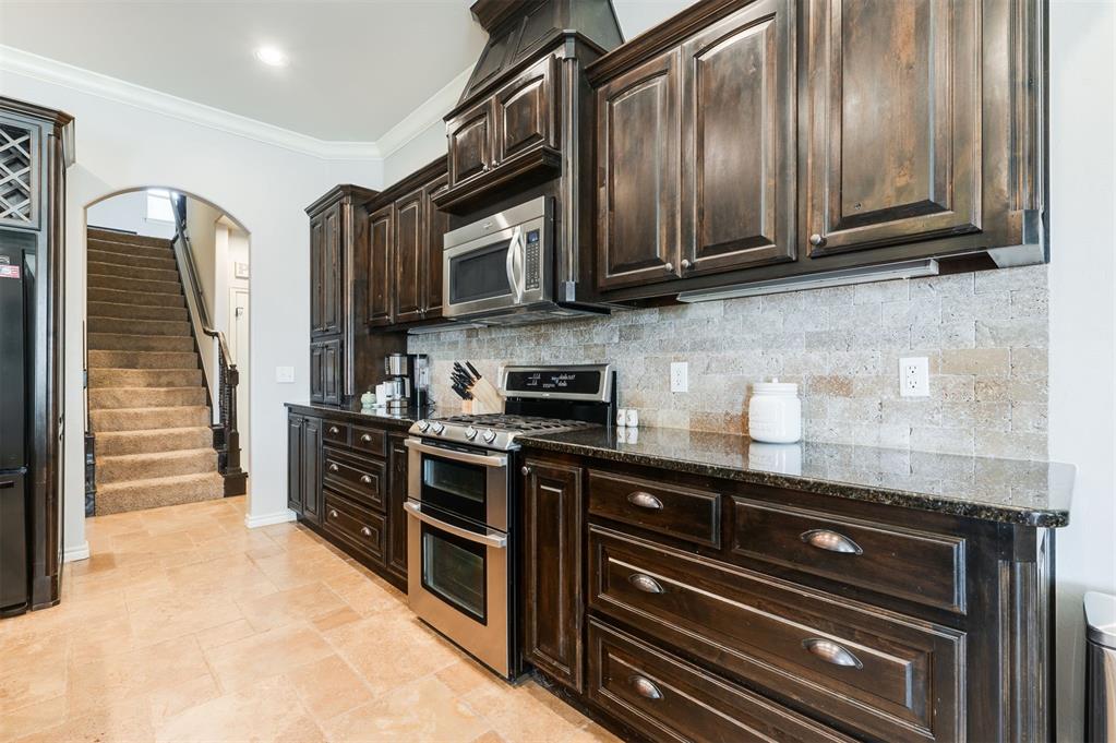 1408 Glenmere Court