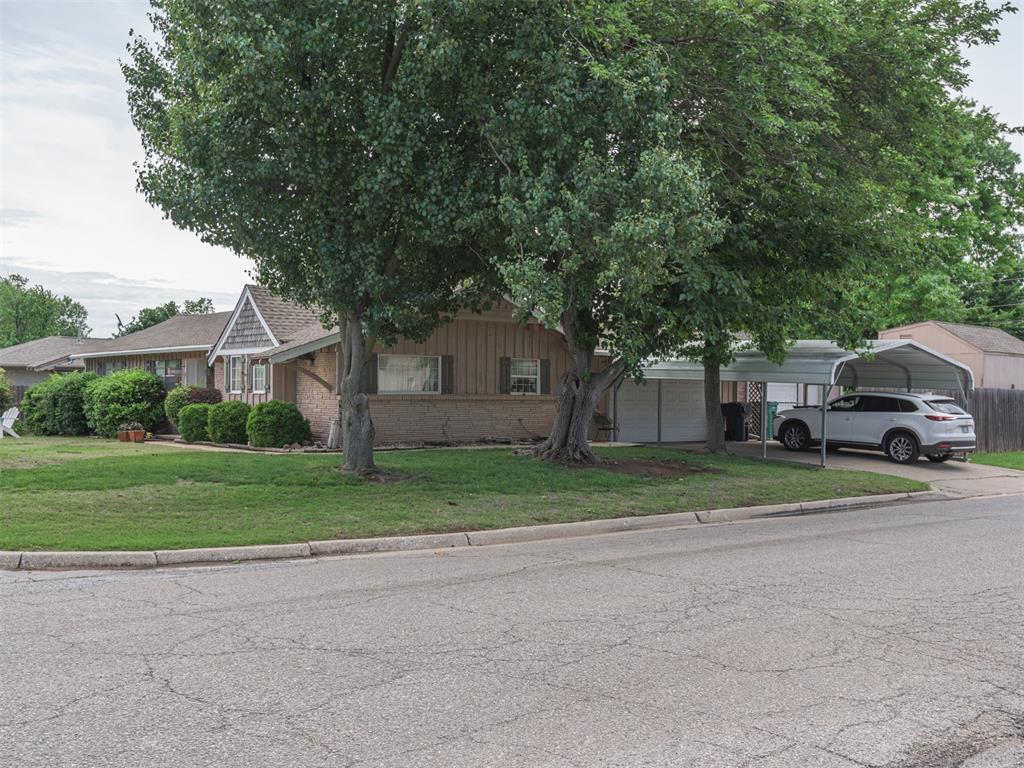 928 Westchester Drive