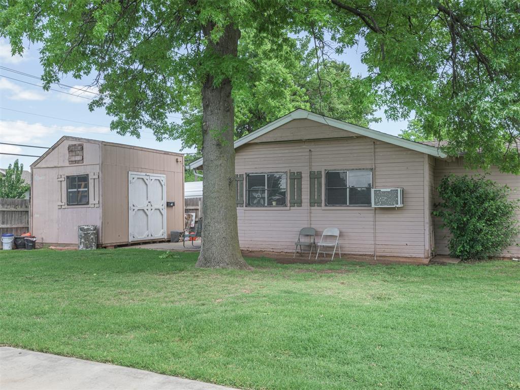 928 Westchester Drive