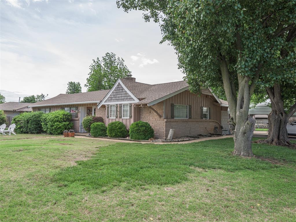 928 Westchester Drive