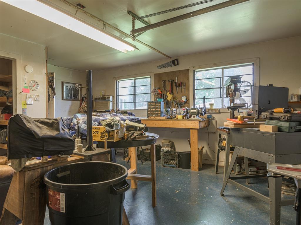 928 Westchester Drive