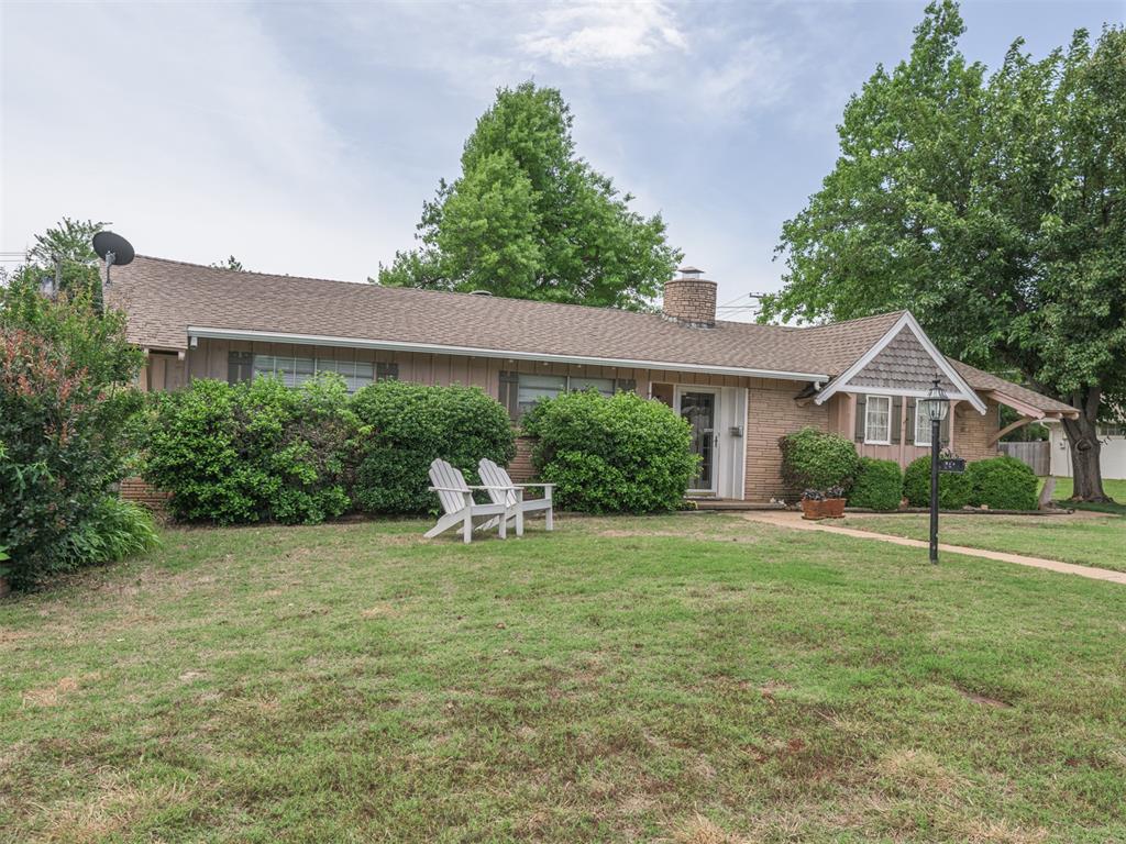 928 Westchester Drive