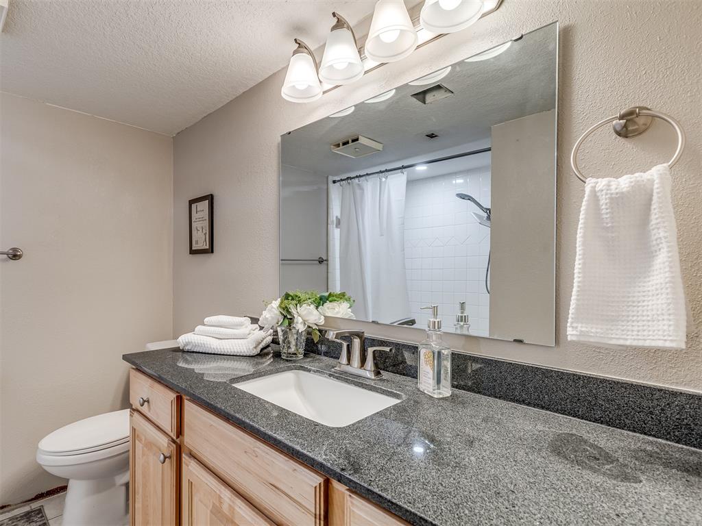 3003 River Oaks Drive Unit: 252