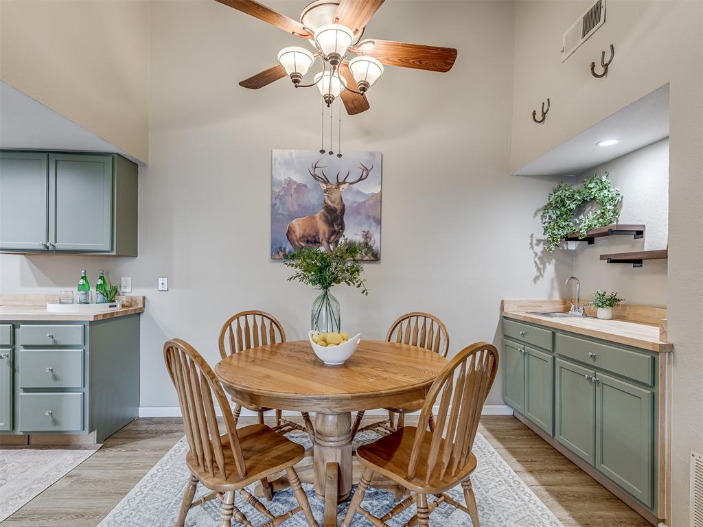 3003 River Oaks Drive Unit: 252