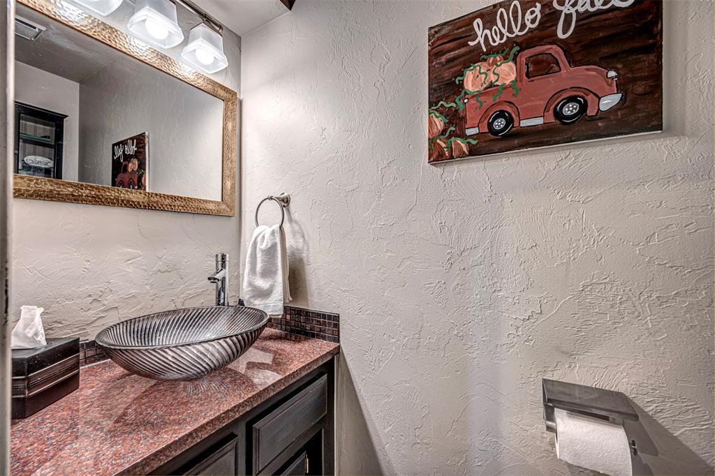 2604 Ricks Trail
