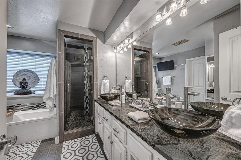 2604 Ricks Trail