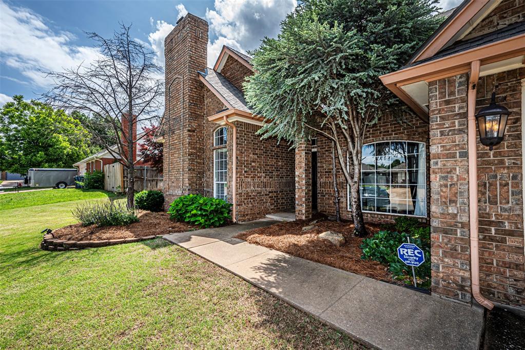 2604 Ricks Trail