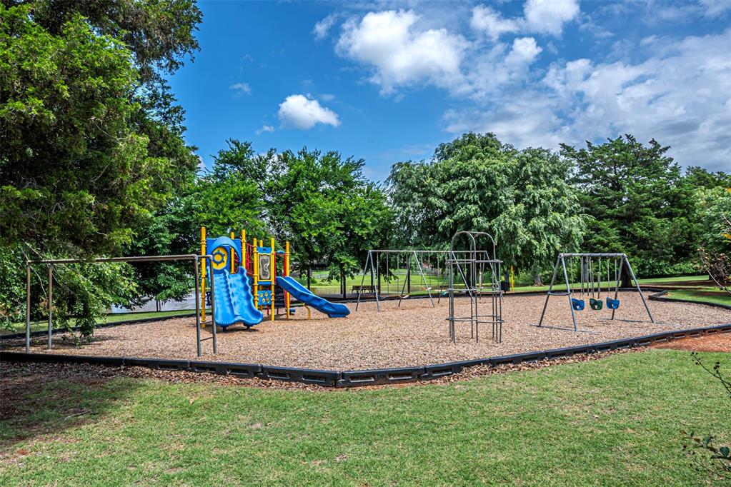 2604 Ricks Trail