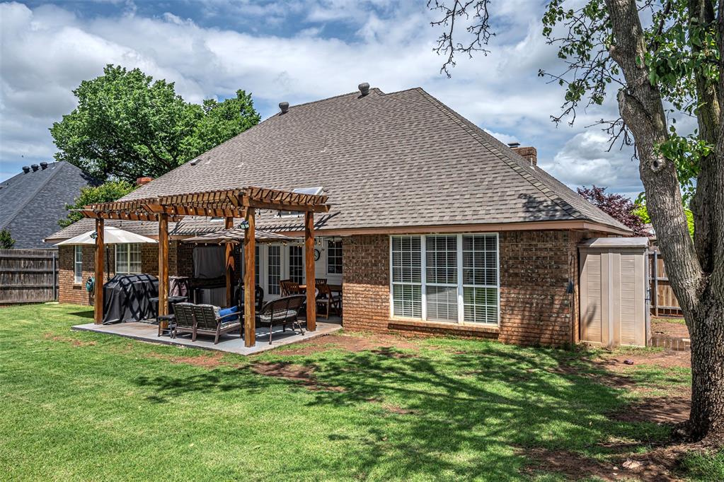 2604 Ricks Trail
