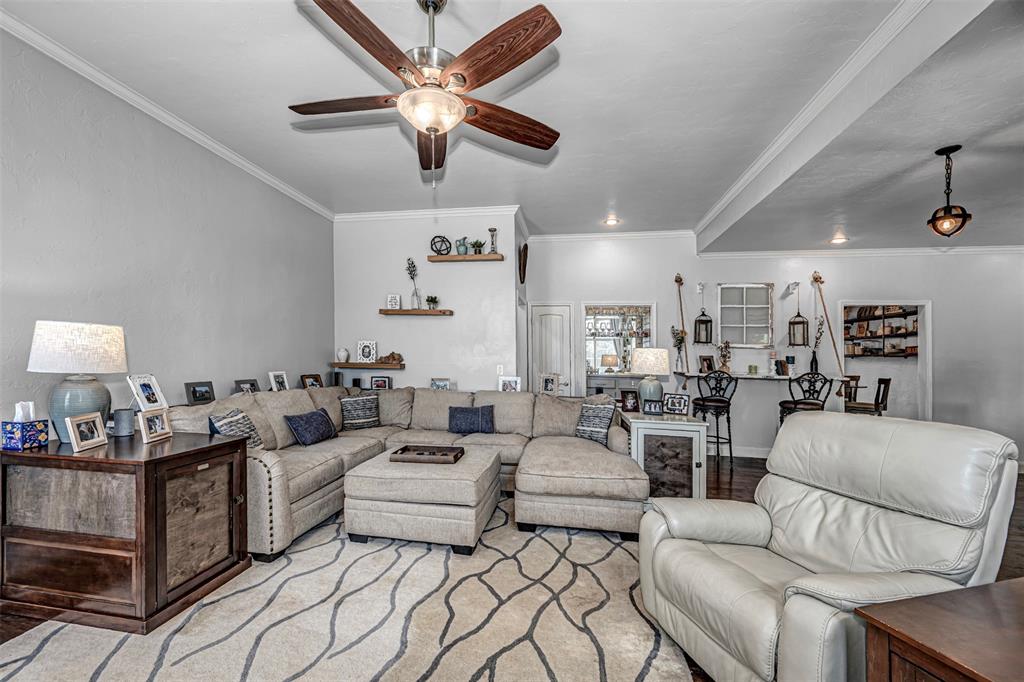 2604 Ricks Trail