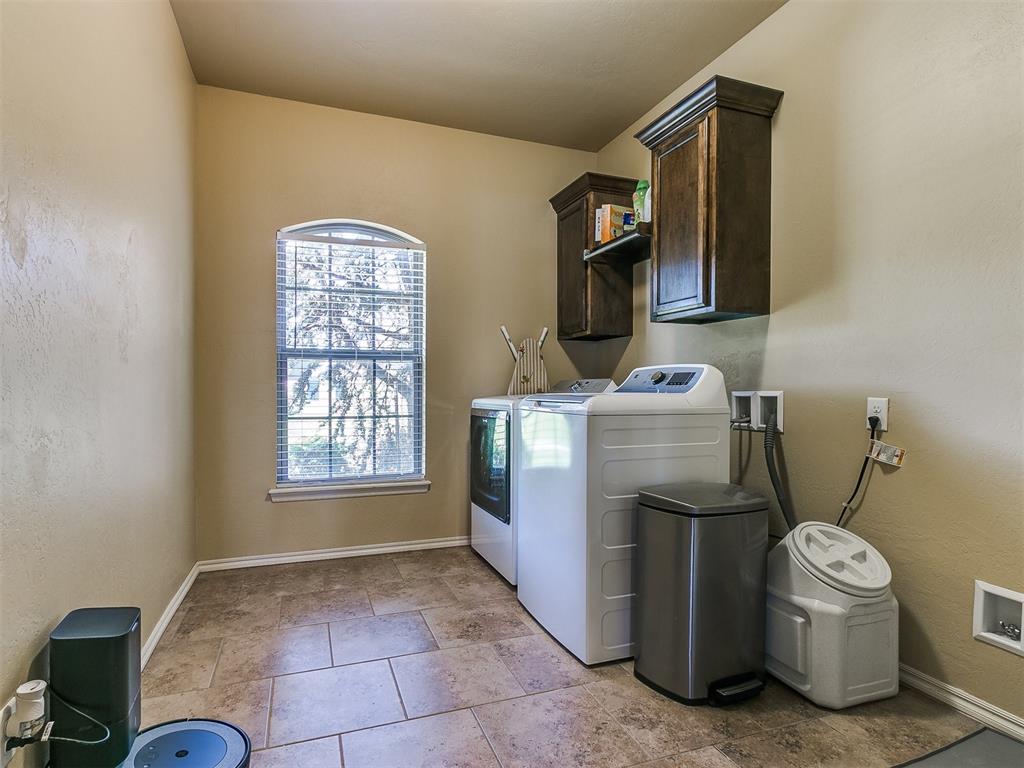 10028 Velletri Avenue