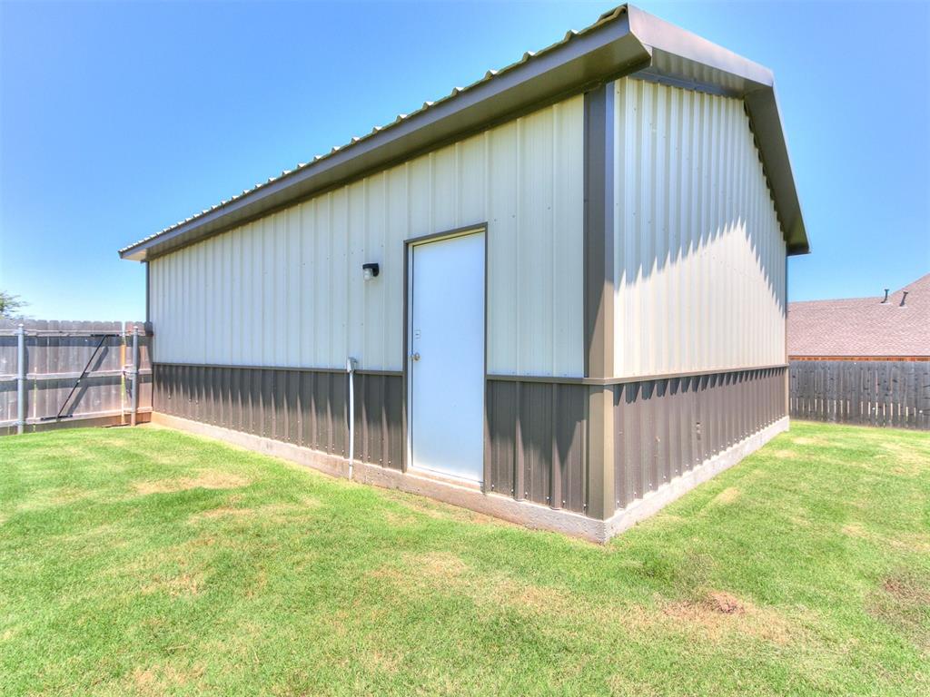 10028 Velletri Avenue