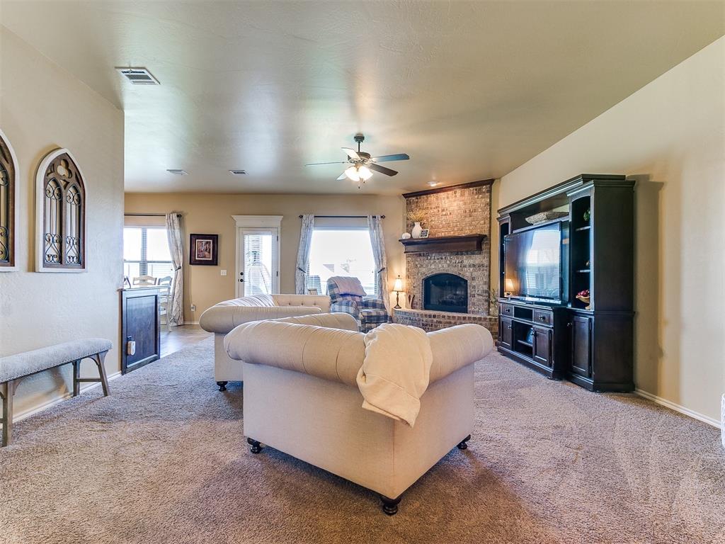 10028 Velletri Avenue