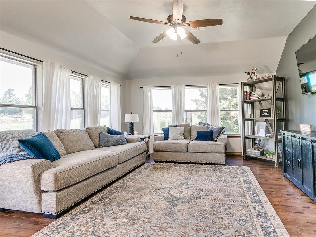 918 County Street 2932