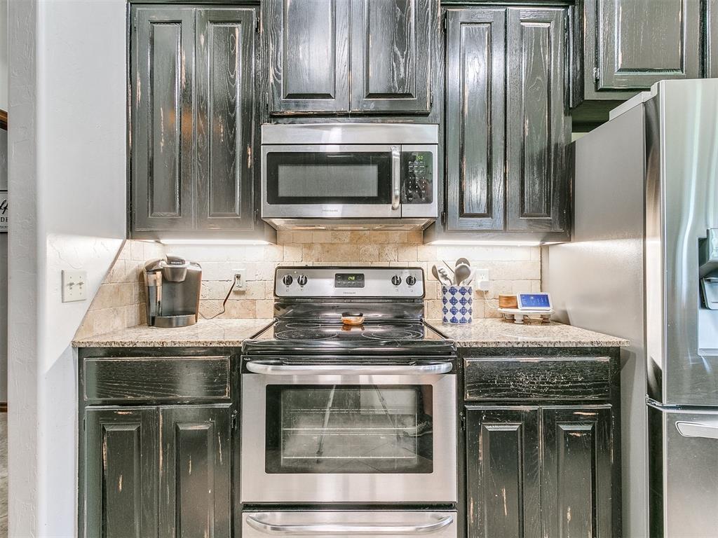 918 County Street 2932