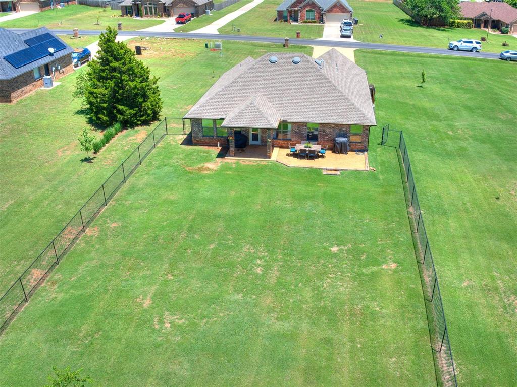 918 County Street 2932