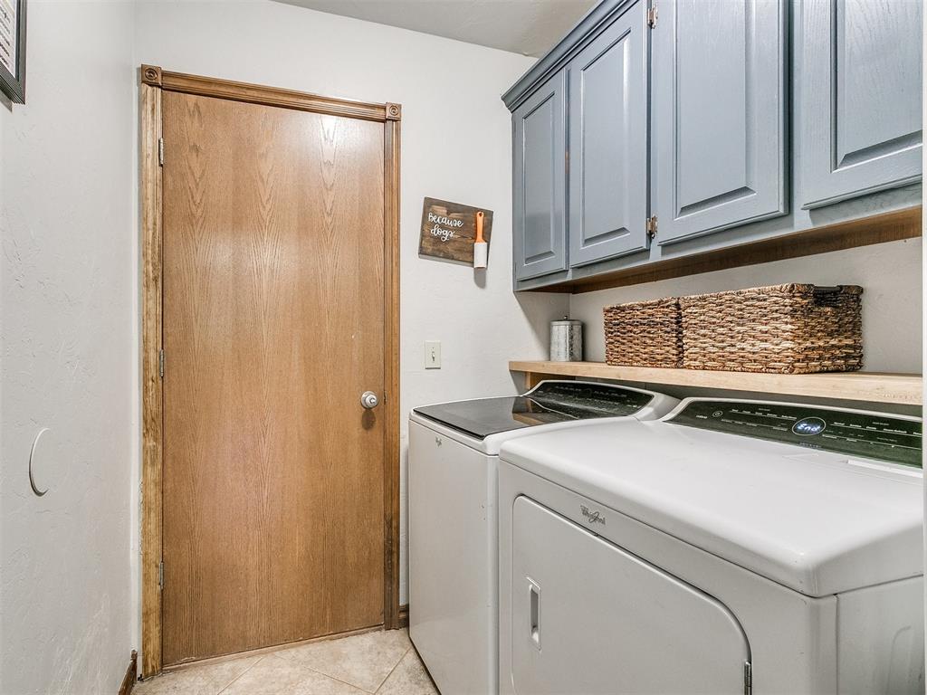 918 County Street 2932