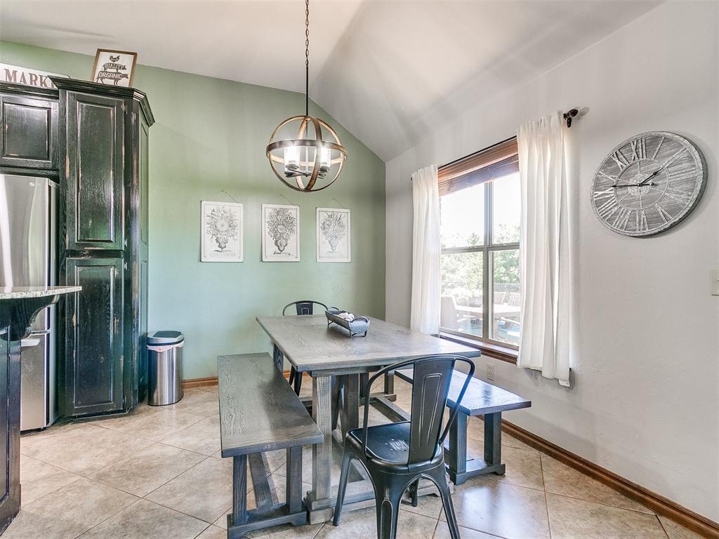 918 County Street 2932