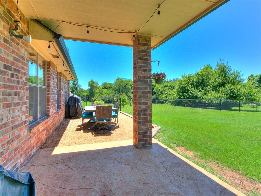 918 County Street 2932