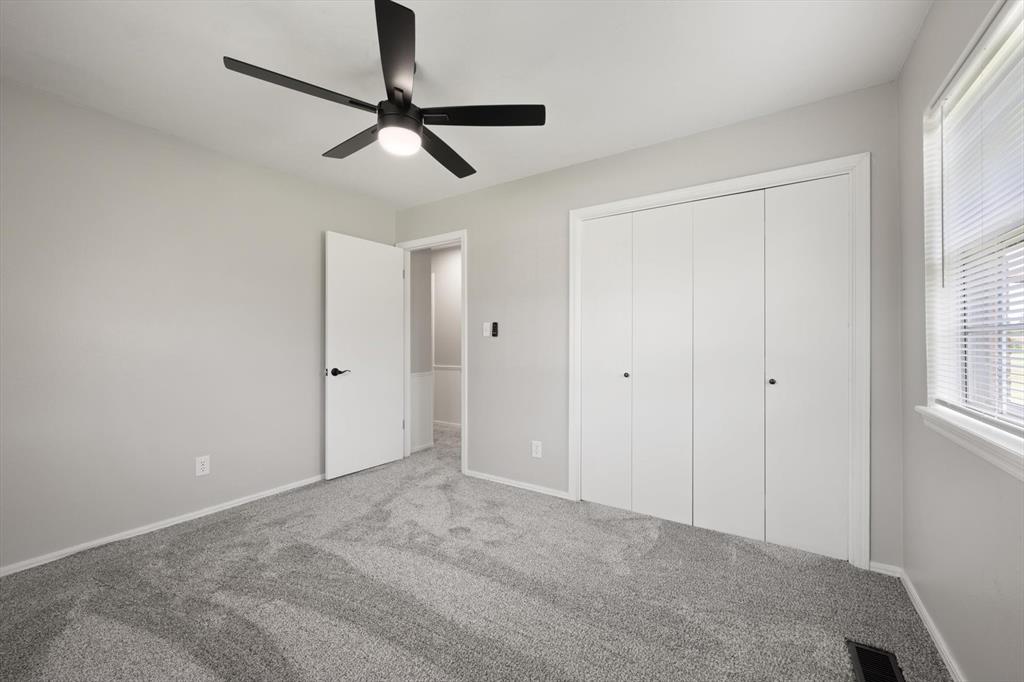 1109 N Rosebrier Drive