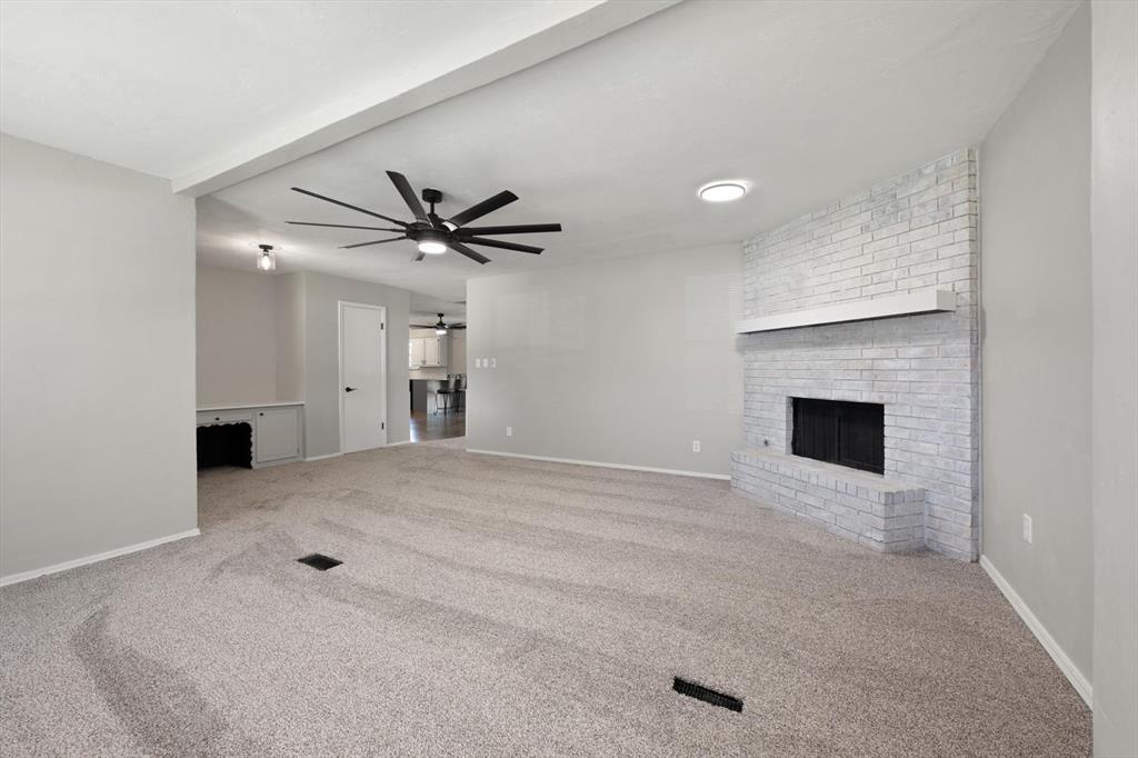 1109 N Rosebrier Drive