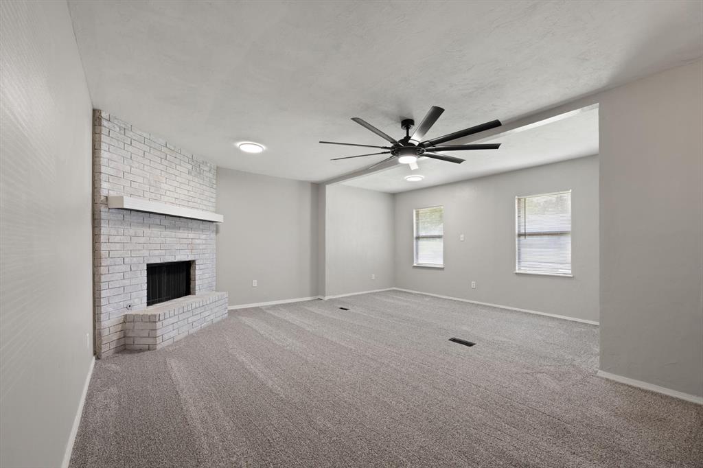 1109 N Rosebrier Drive