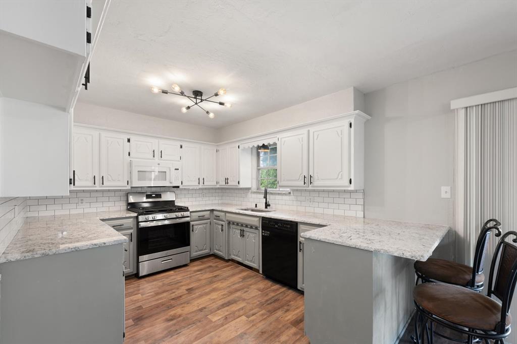 1109 N Rosebrier Drive