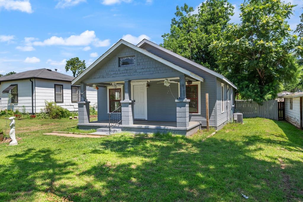 1712 W Mansur Avenue