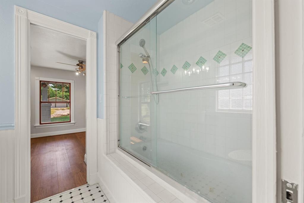 1712 W Mansur Avenue