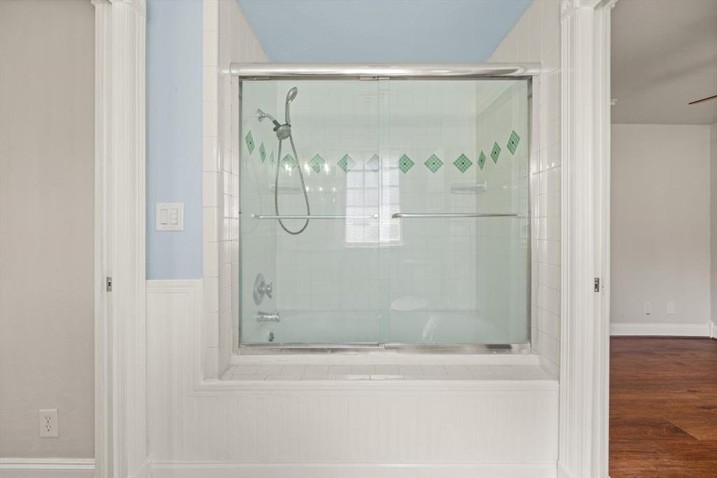 1712 W Mansur Avenue