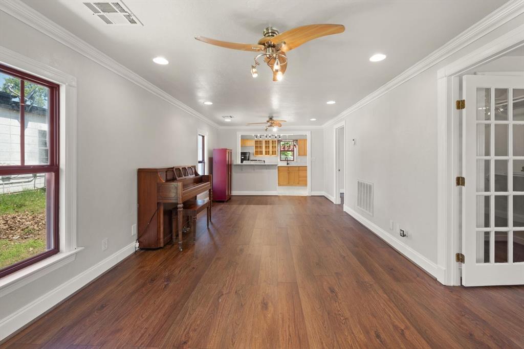 1712 W Mansur Avenue