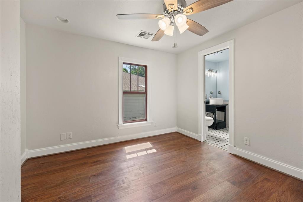 1712 W Mansur Avenue