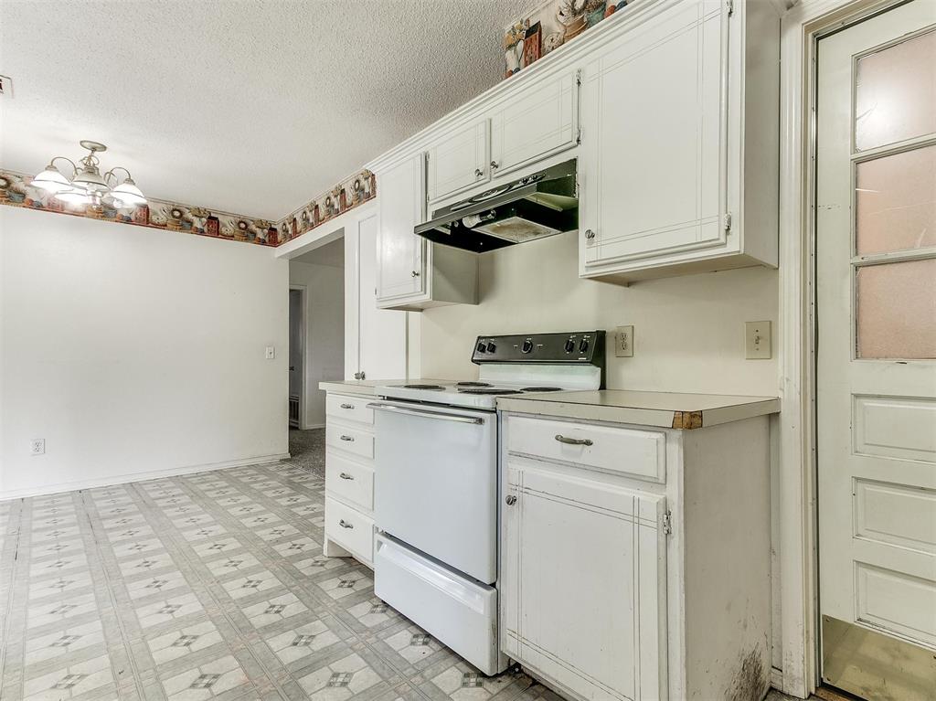 3221 Dentwood Terrace