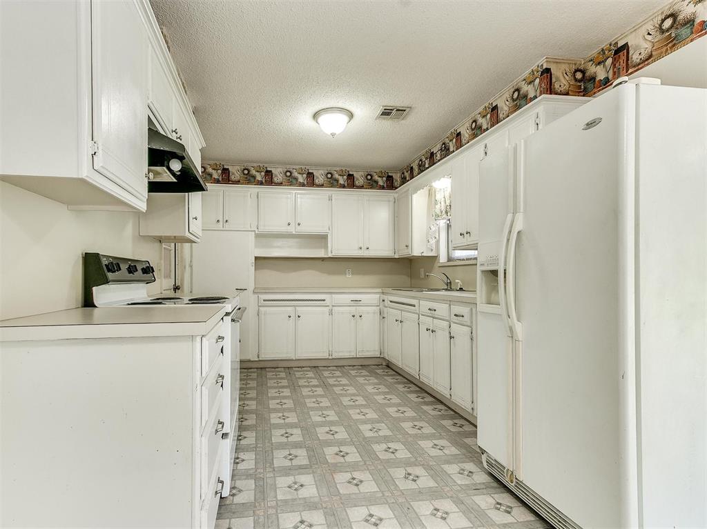 3221 Dentwood Terrace