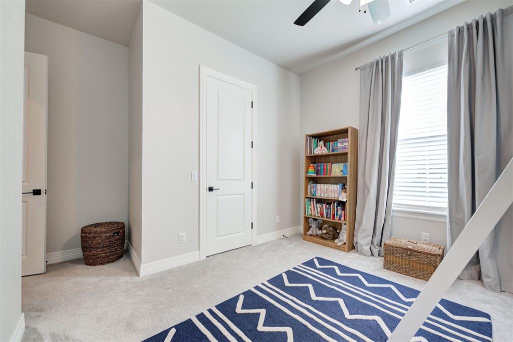 2925 Wood Thrush Way