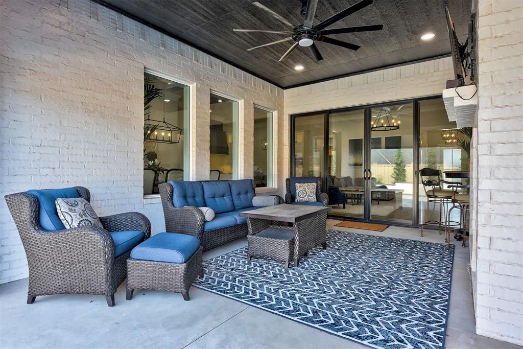 2925 Wood Thrush Way