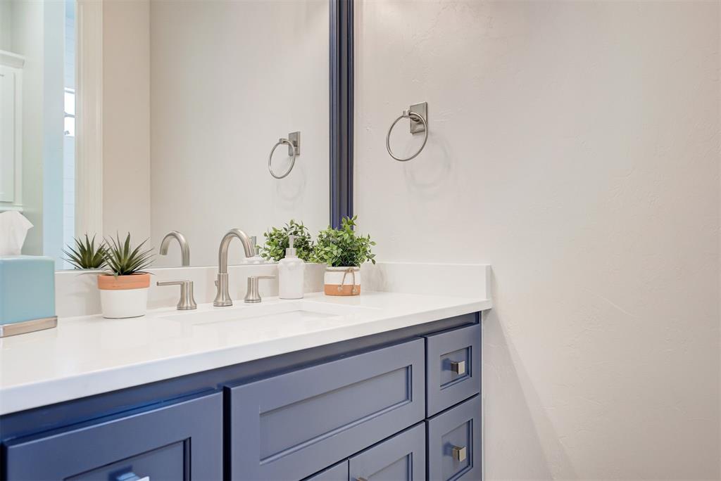 2925 Wood Thrush Way