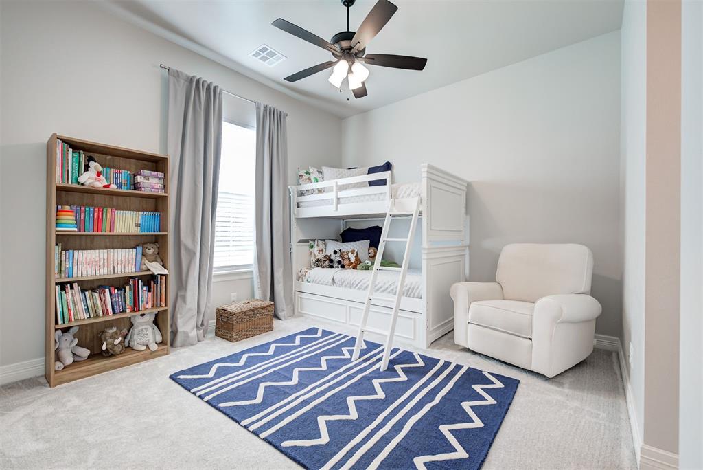 2925 Wood Thrush Way