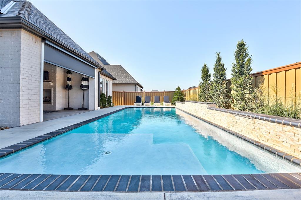 2925 Wood Thrush Way