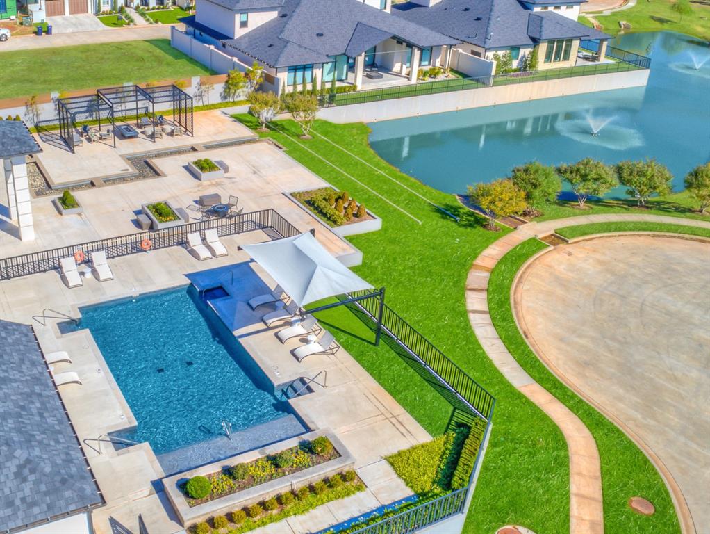 904 NW 157th Terrace