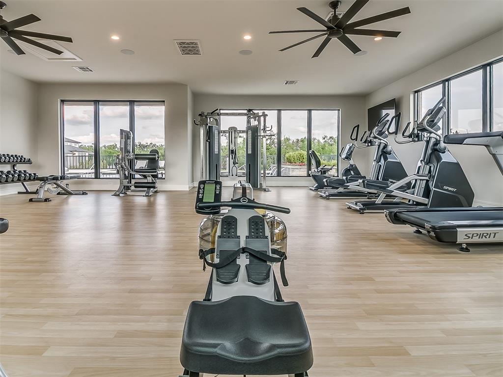 904 NW 157th Terrace