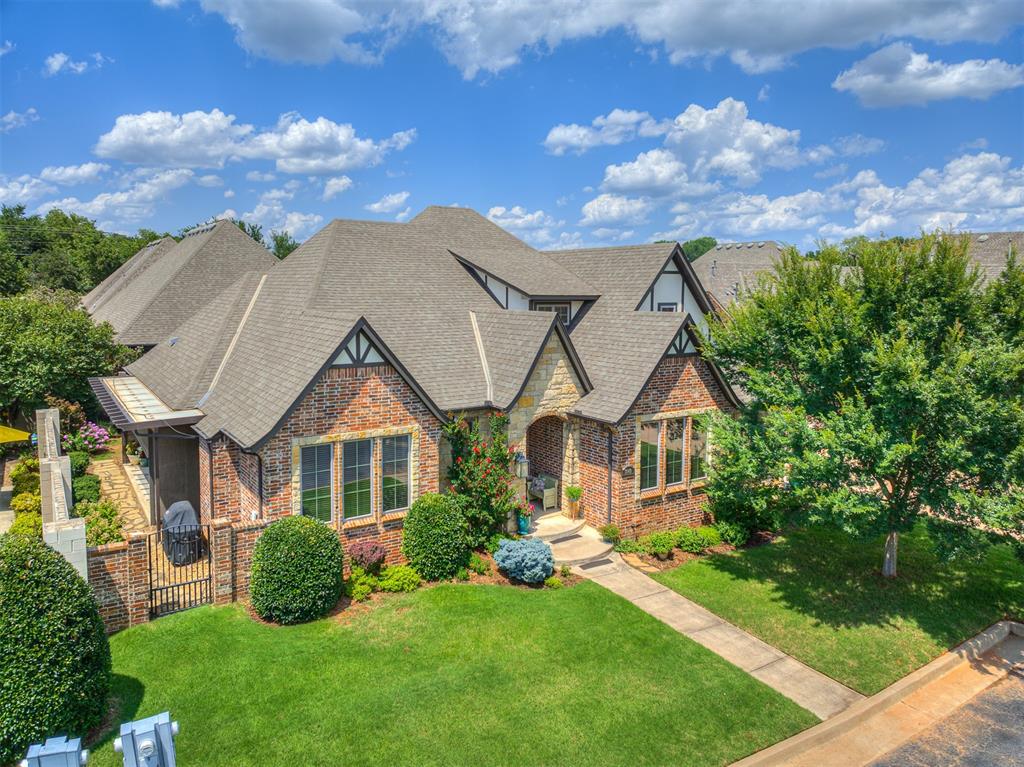 1049 Villas Creek Drive