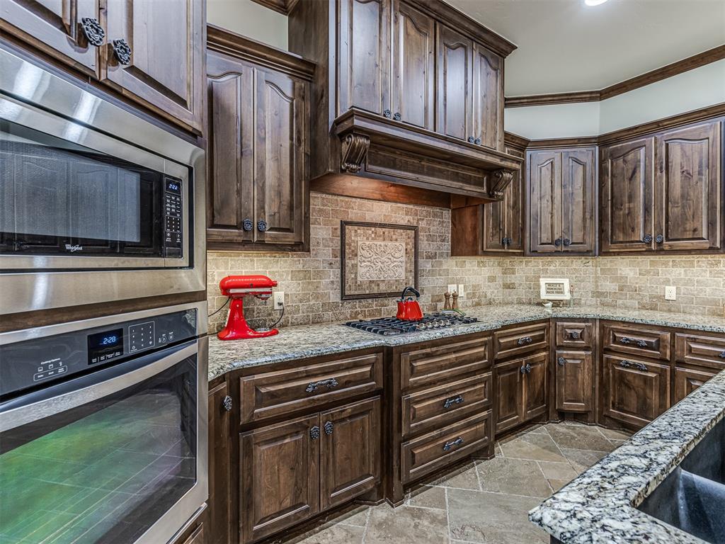 1049 Villas Creek Drive