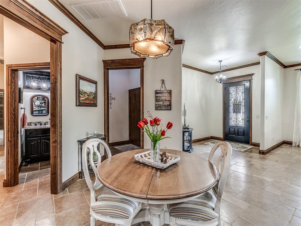 1049 Villas Creek Drive