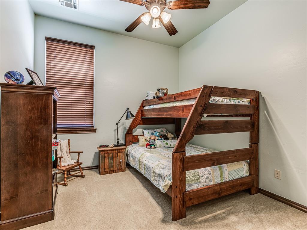 1049 Villas Creek Drive